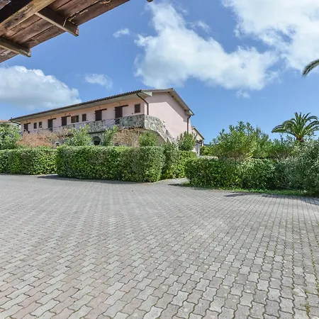 Castle * Pila (Livorno)